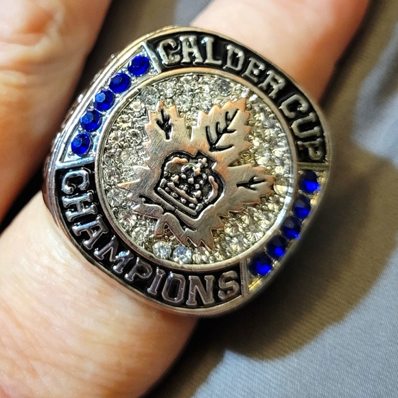 Calder Cup Ring - Picture 2 of 7